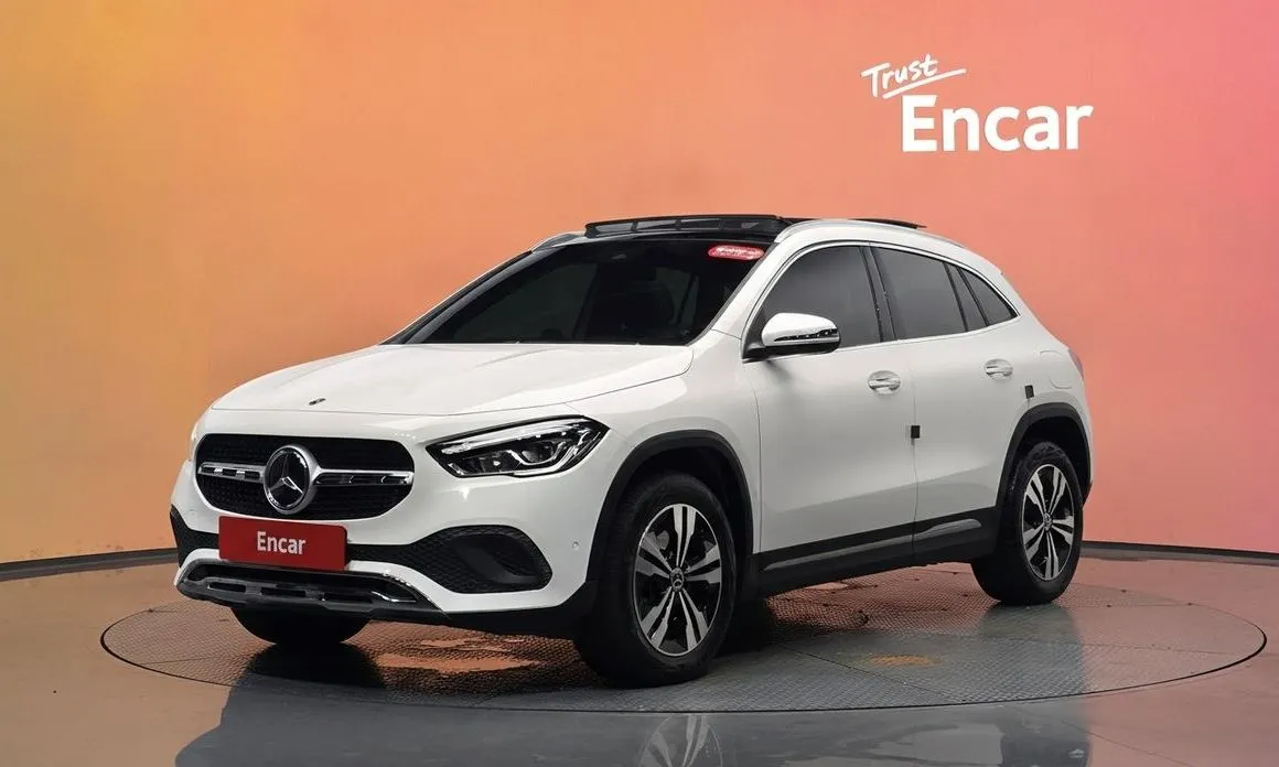 Mercedes-Benz GLA-Class
