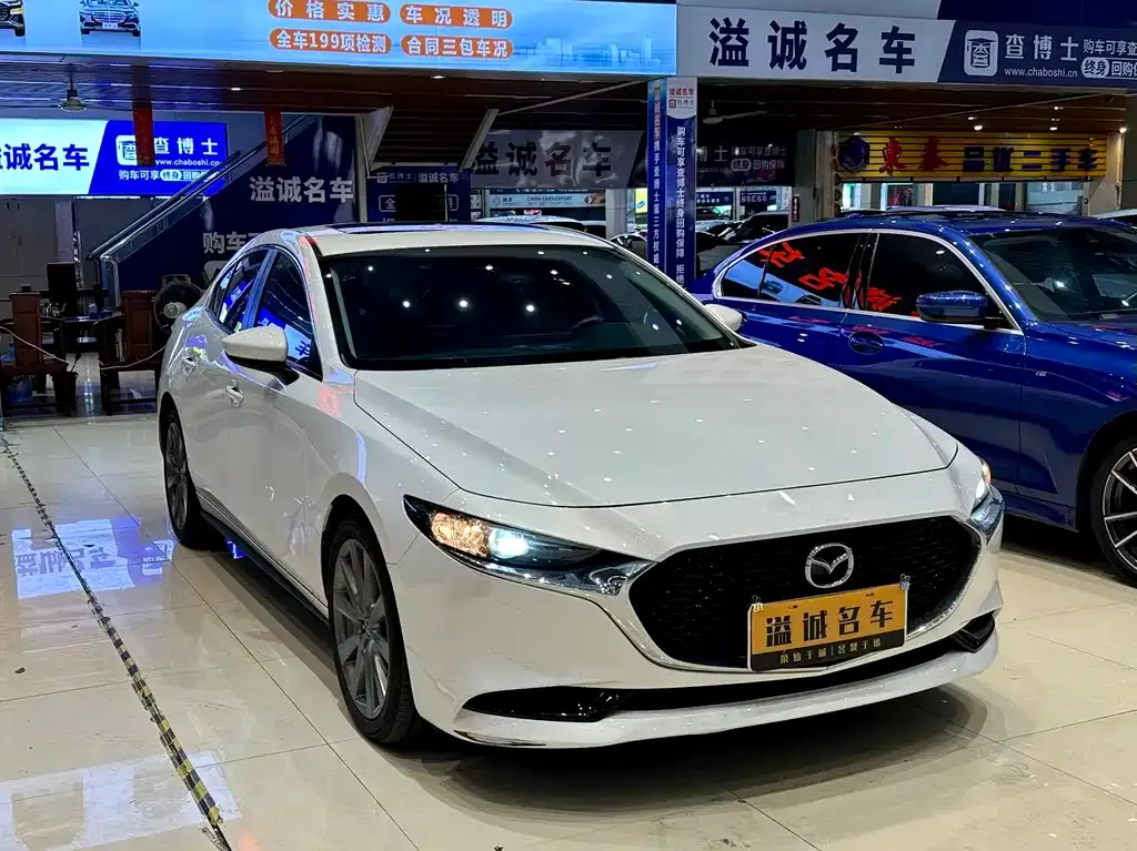 Mazda 3 Axela 2022 из CN, фото 3