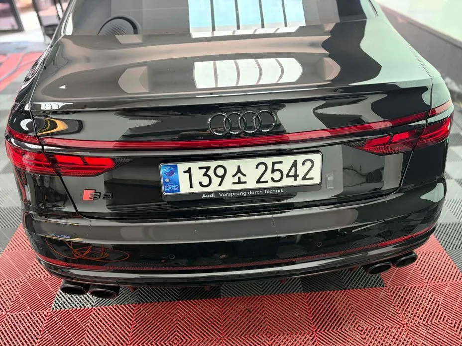 Audi S8 2022 из KR, фото 3