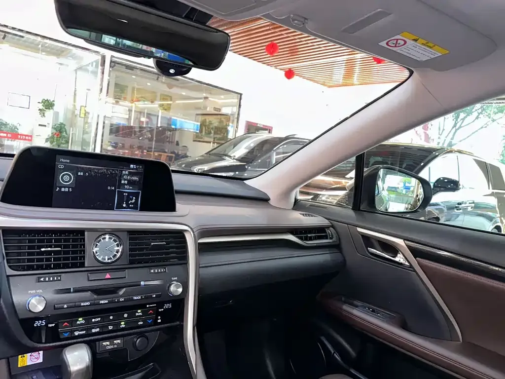 Lexus RX — фото 2