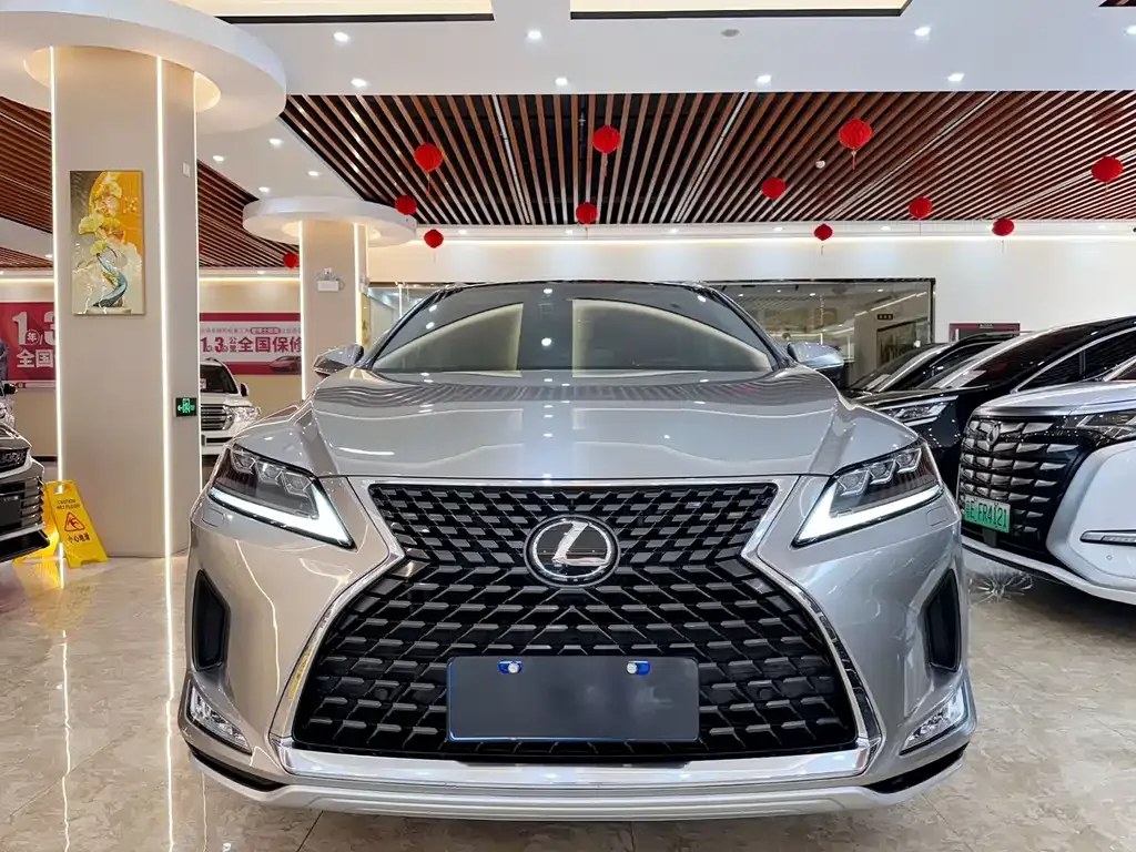Lexus RX — фото 6