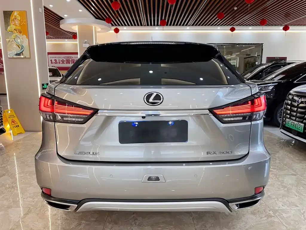 Lexus RX — фото 4