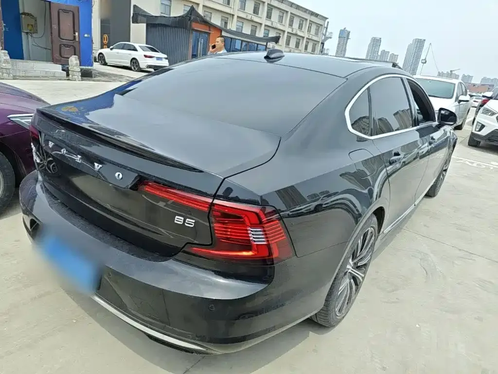Volvo S90 — фото 6
