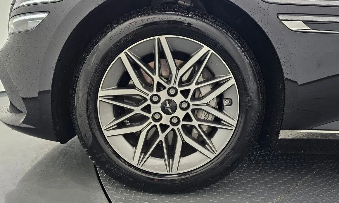 Genesis G80 — фото 10