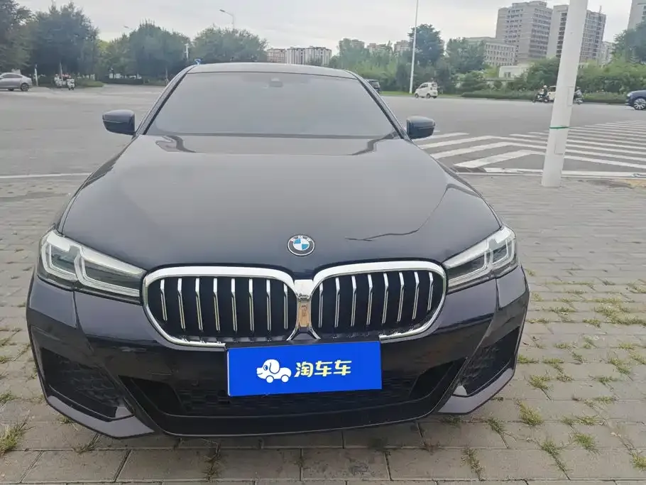 BMW 5 Series — фото 10