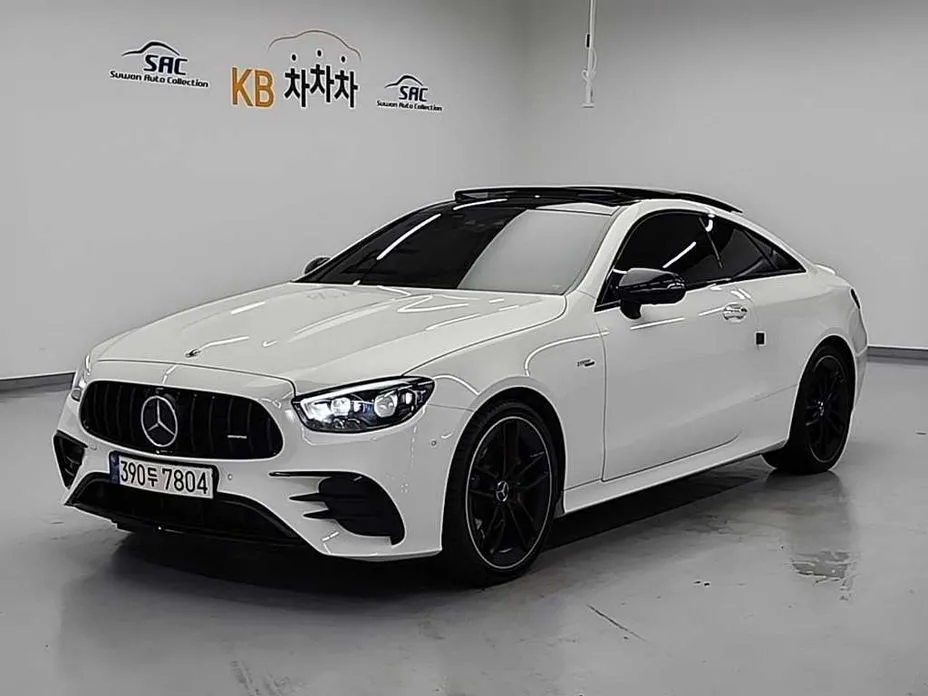 Mercedes-Benz E-Class — фото 1