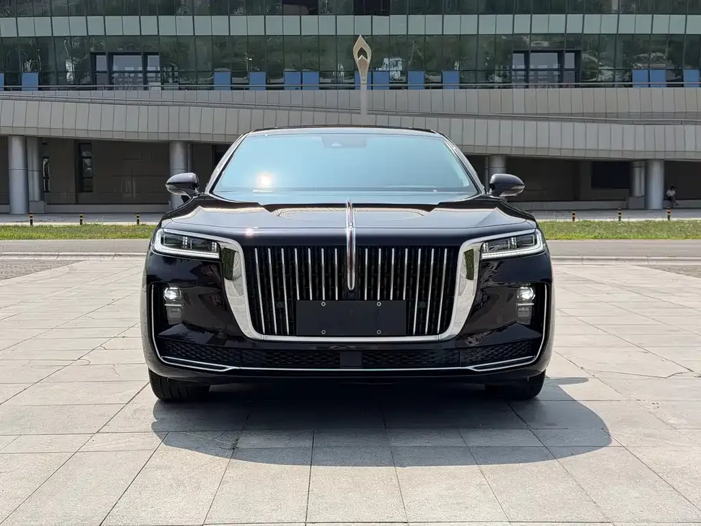 Hongqi H9 — фото 9