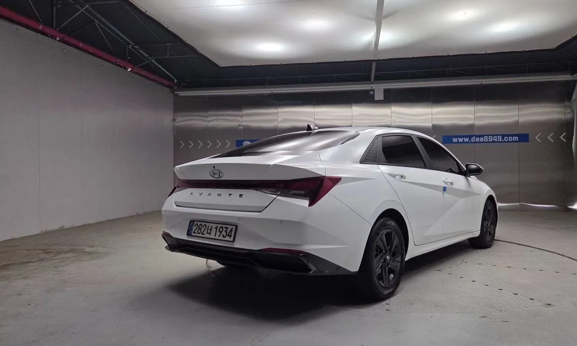 Hyundai AVANTE — фото 9