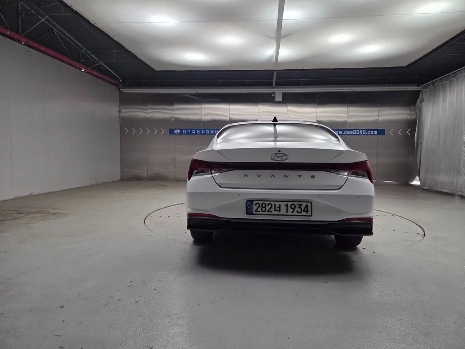 Hyundai AVANTE — фото 3