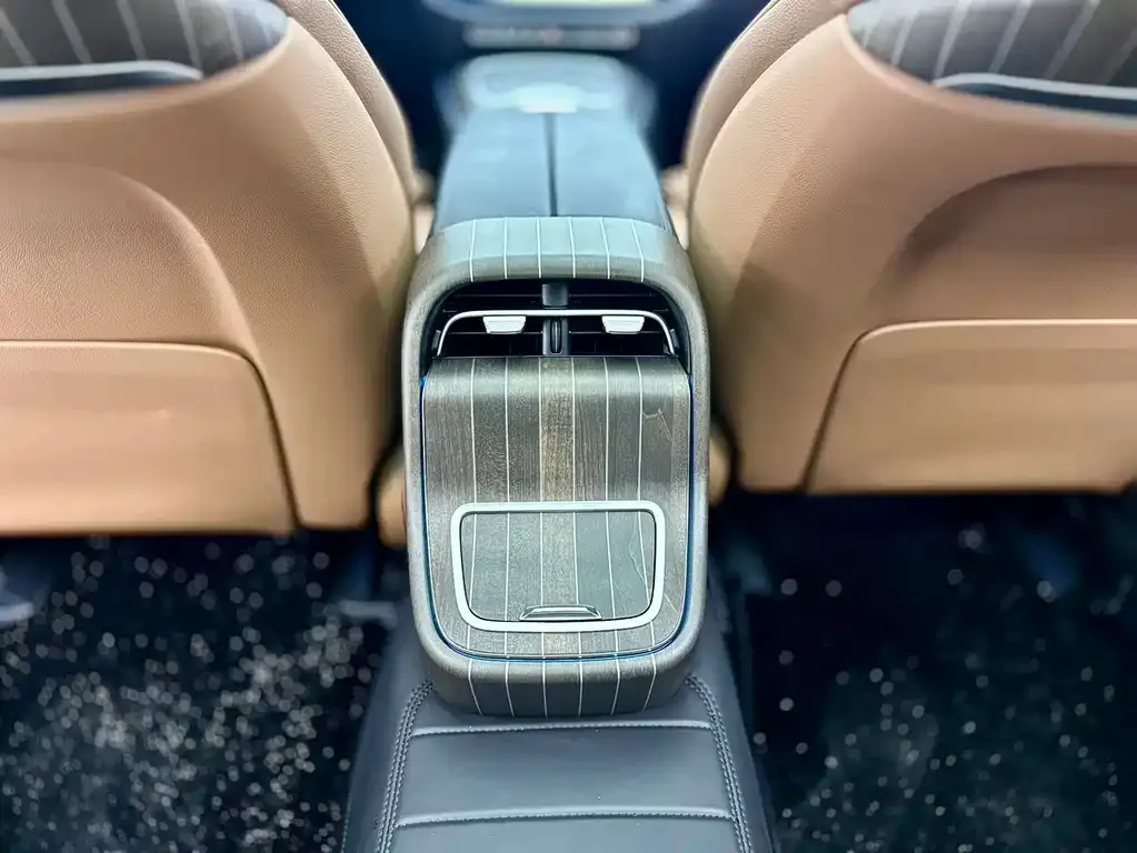 Mercedes-Benz E-Class New Energy — фото 7