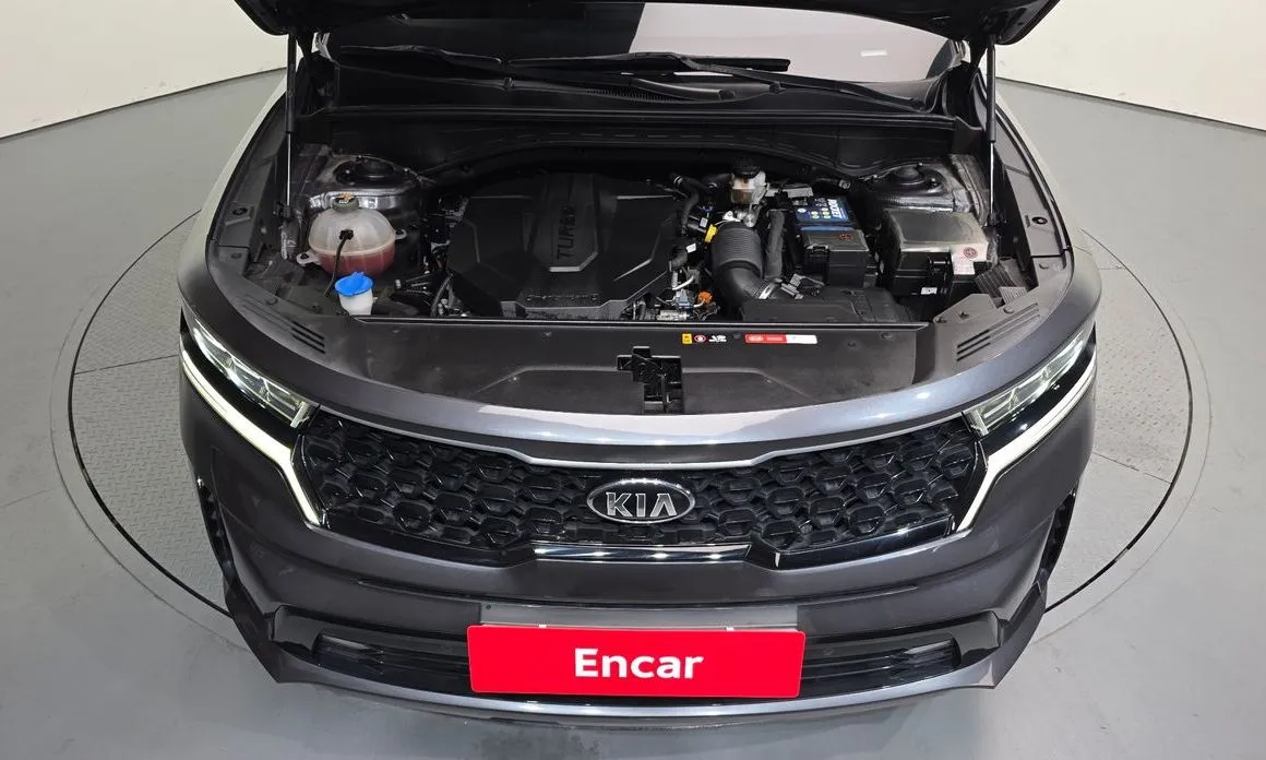 Kia Sorento — фото 6