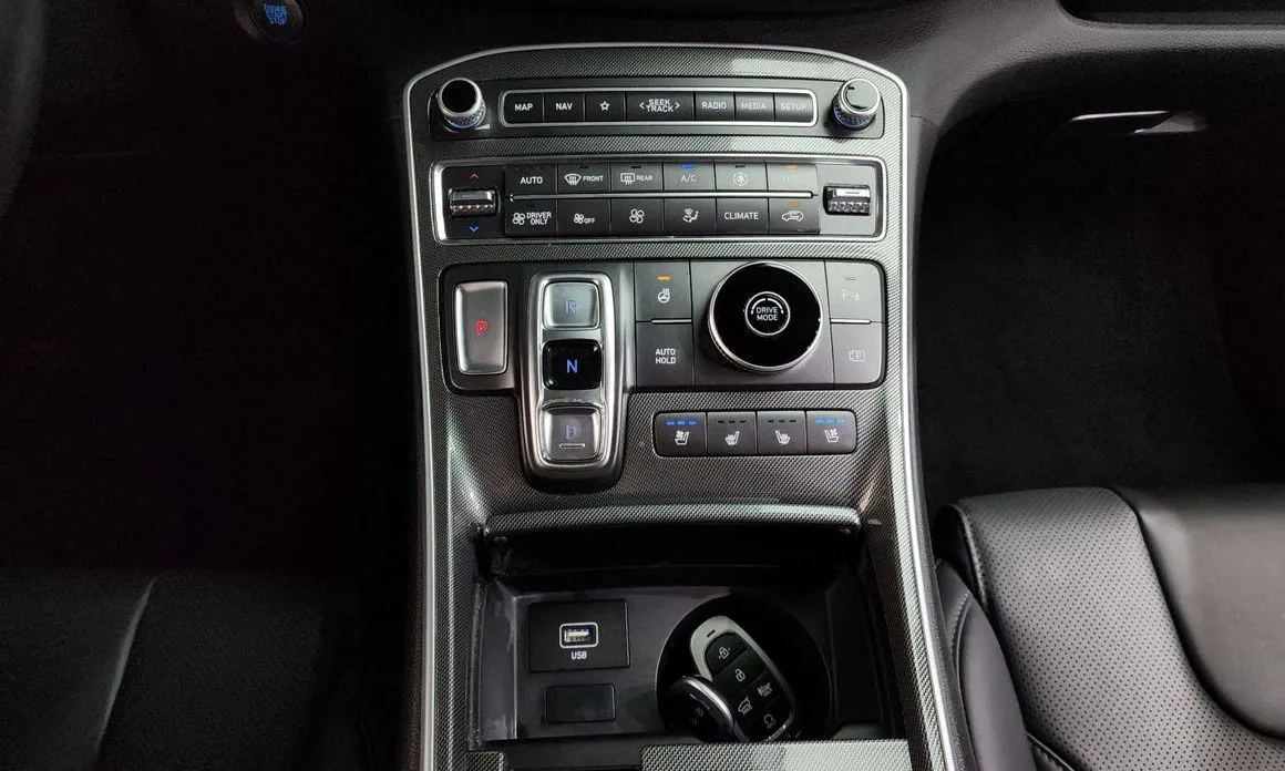 Hyundai Santafe — фото 3