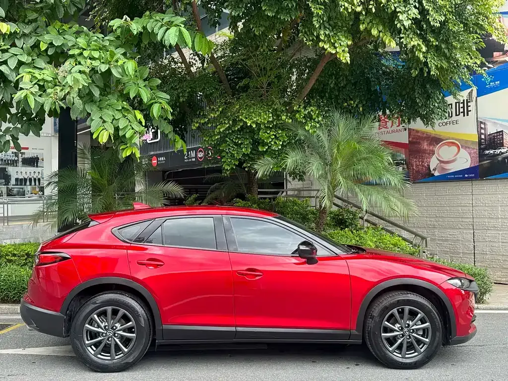 Mazda CX-4 — фото 10