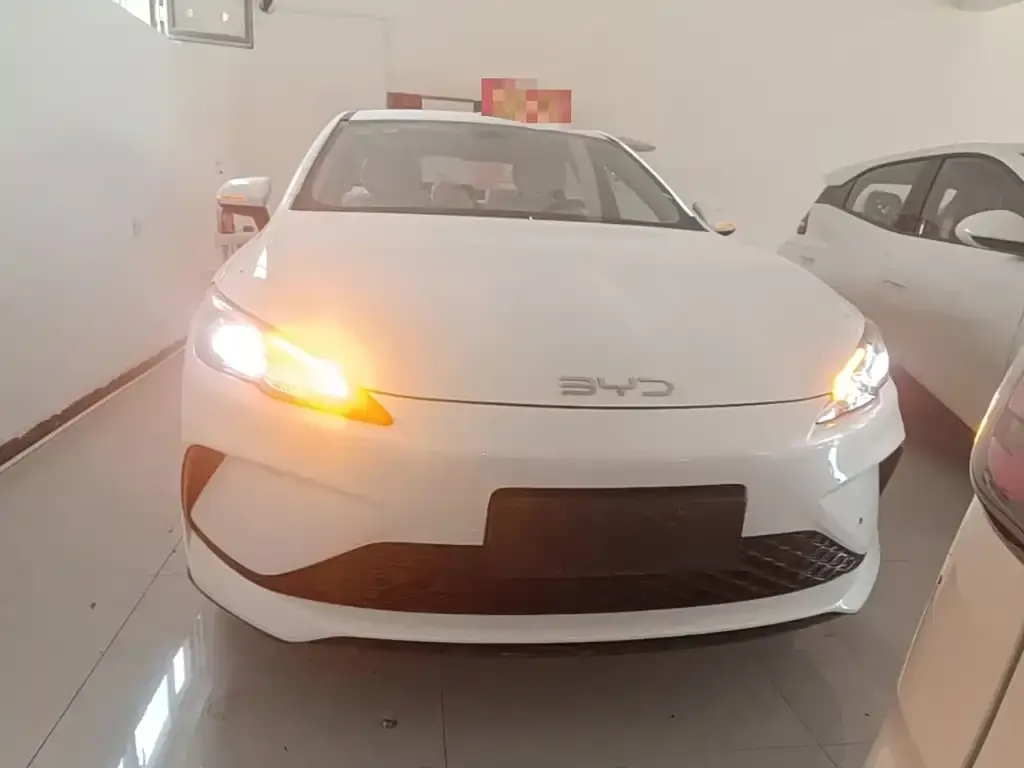 BYD Seal 05 DM-i 2026 из CN, фото 6