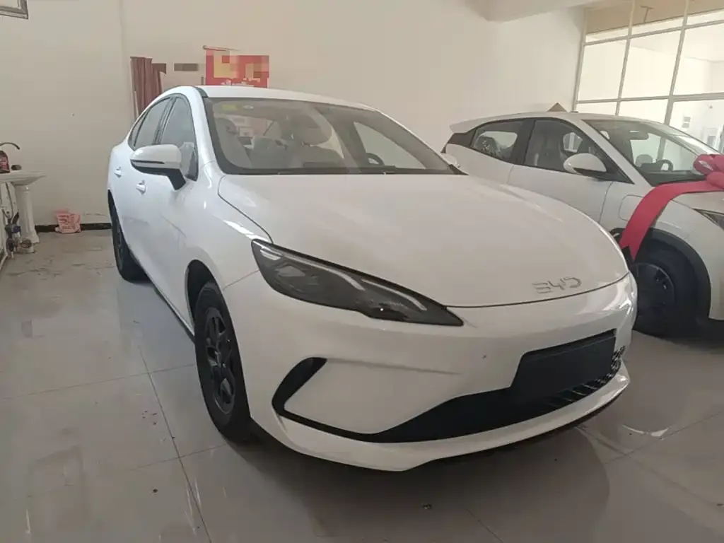 BYD Seal 05 DM-i 2026 из CN, фото 3