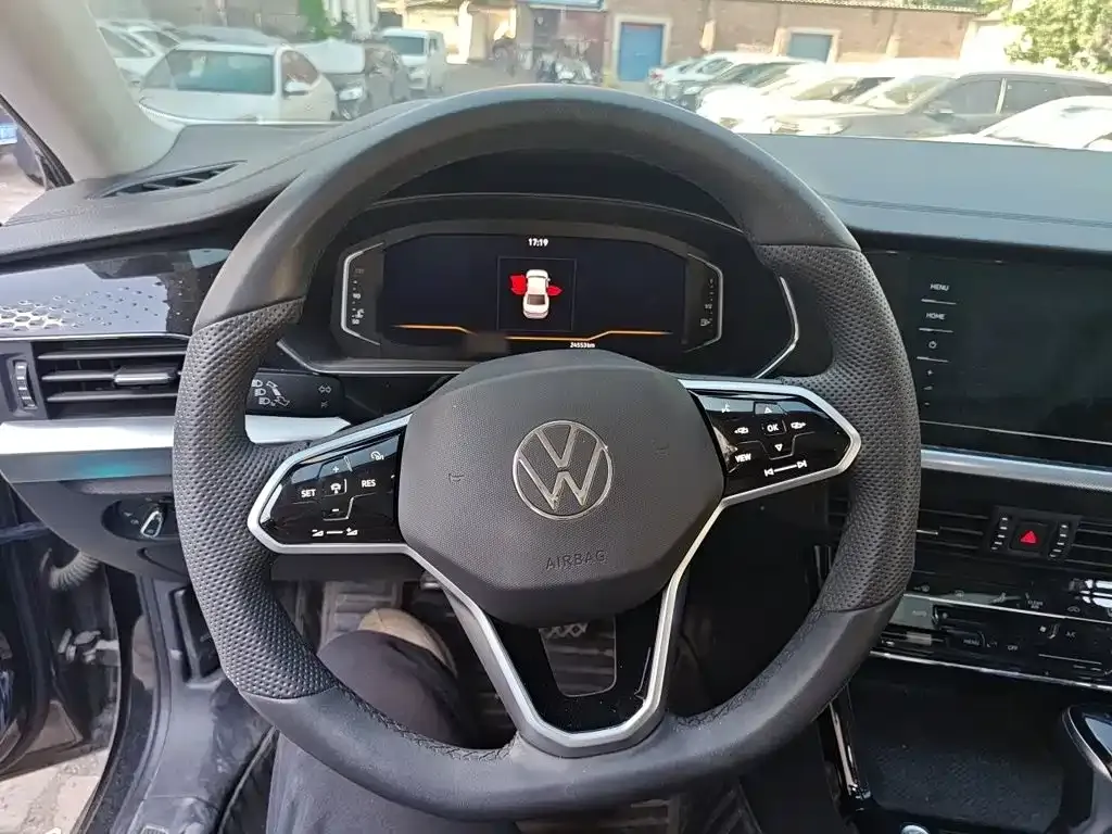 Volkswagen Passat — фото 7