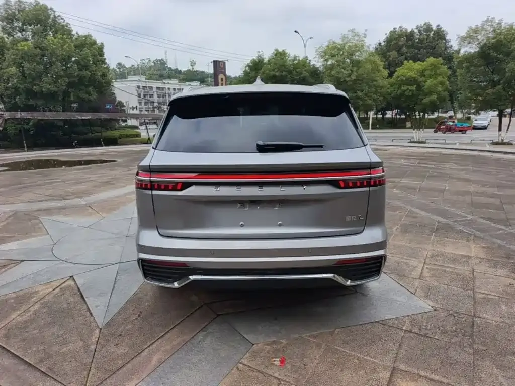 Geely Xingyue L — фото 3