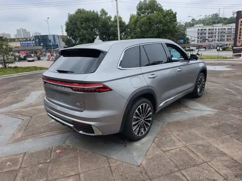 Geely Xingyue L — фото 9