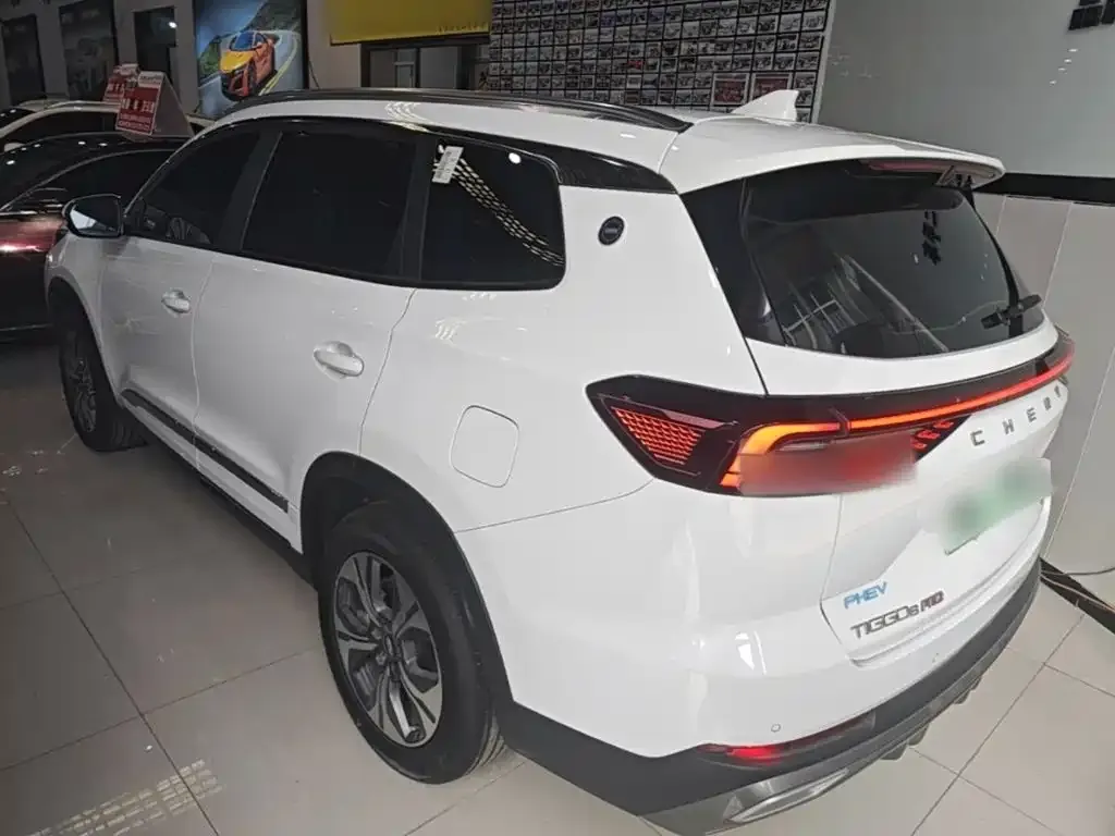 Chery Tiggo 8 PRO NEV — фото 3