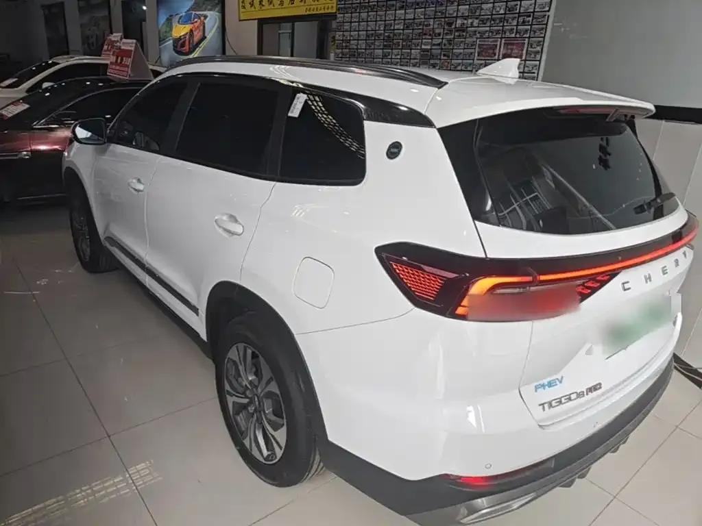 Chery Tiggo 8 PRO NEV — фото 7