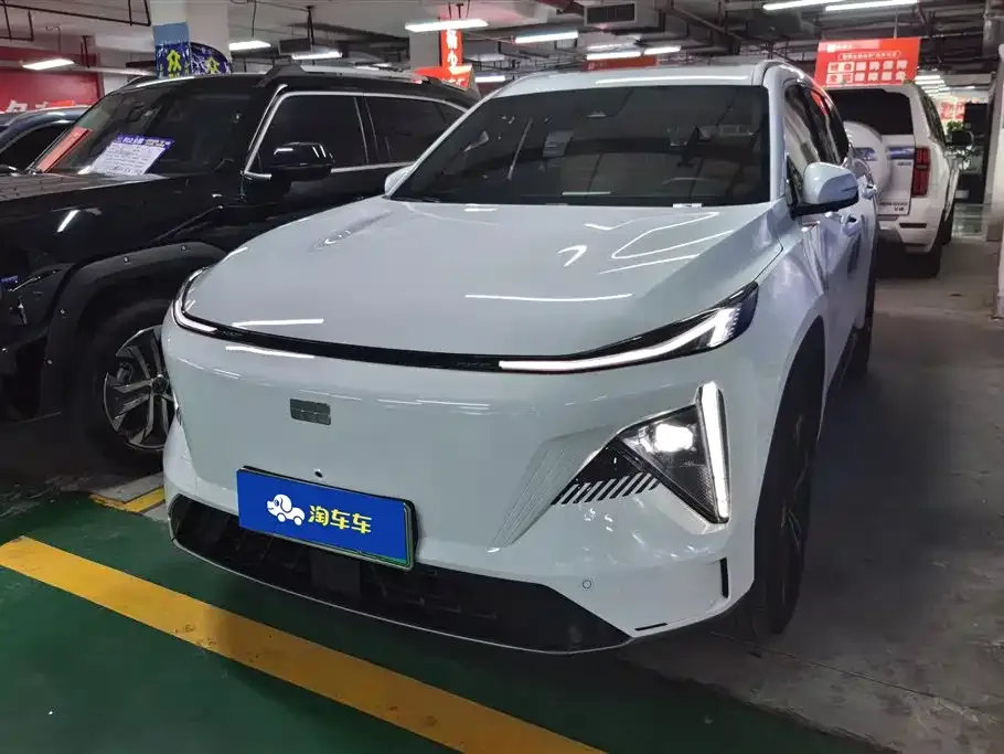 Geely Galaxy L7