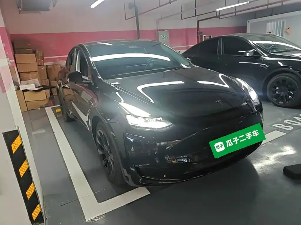 Tesla Model Y — фото 7