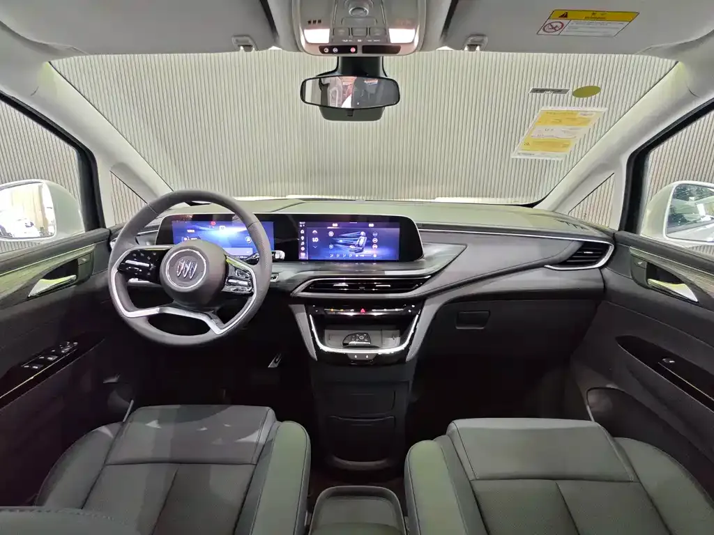 Buick GL8 Hybrid — фото 10