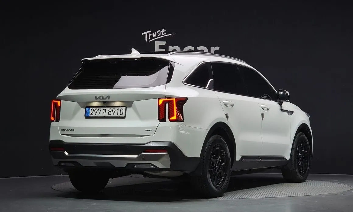 Kia Sorento — фото 4