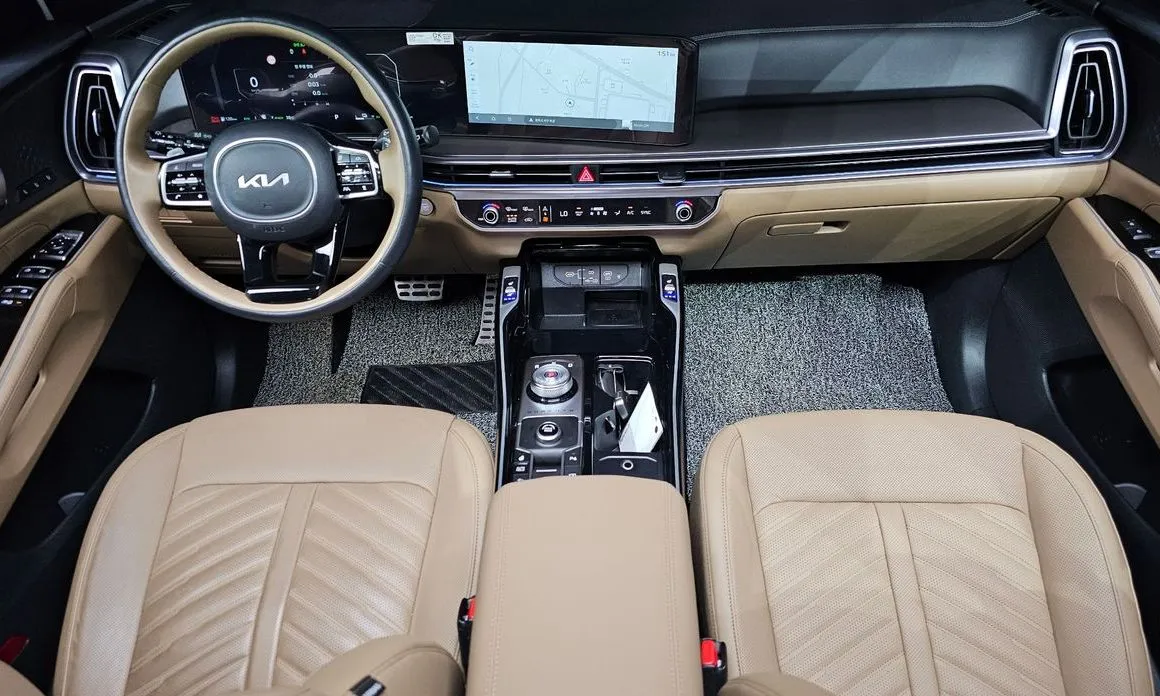Kia Sorento — фото 9