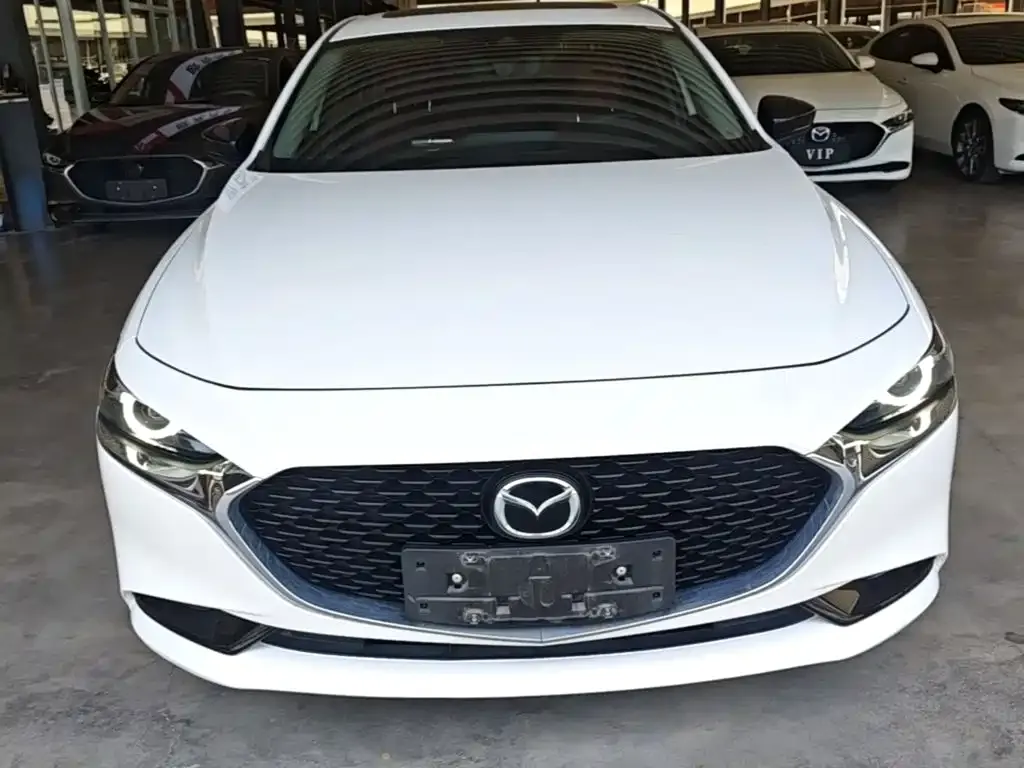 Mazda 3 Axela — фото 7