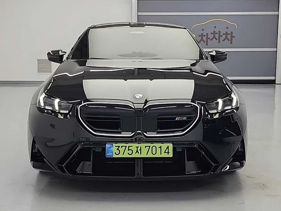 BMW M5 2026 из KR, фото 9