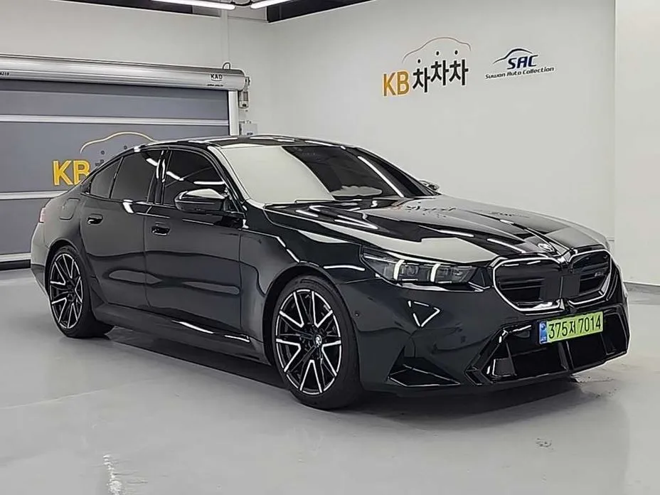 BMW M5 2026 из KR, фото 2