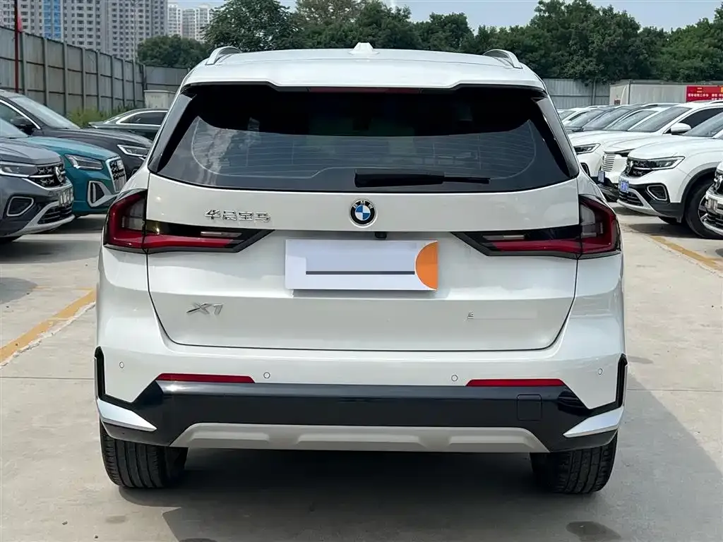 BMW X1 — фото 10