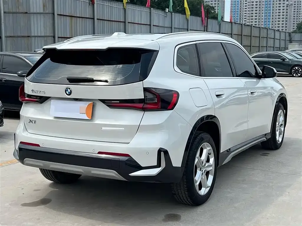 BMW X1 — фото 4
