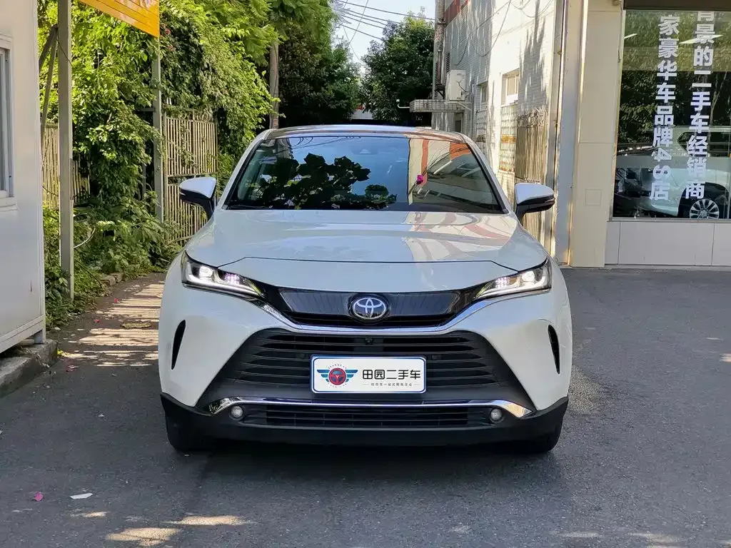 Toyota Harrier — фото 8