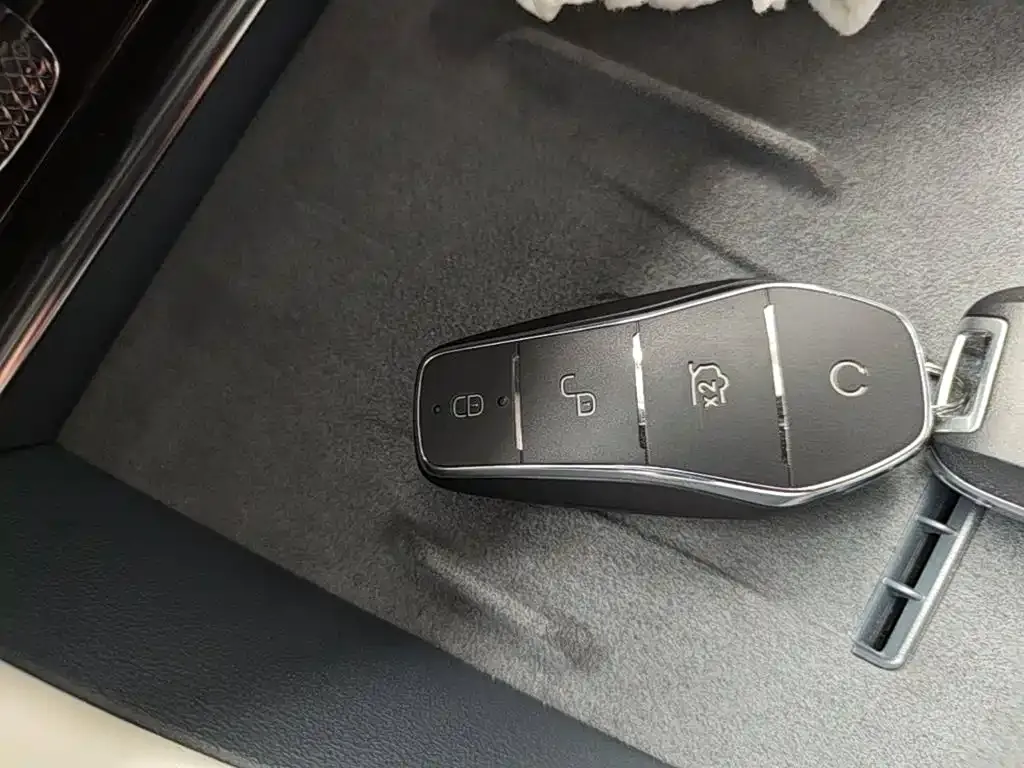 BYD Seal 06GT — фото 7