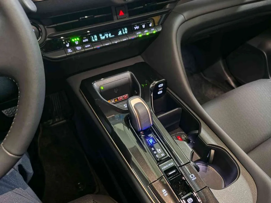 Toyota Crown 2026 из KR, фото 2