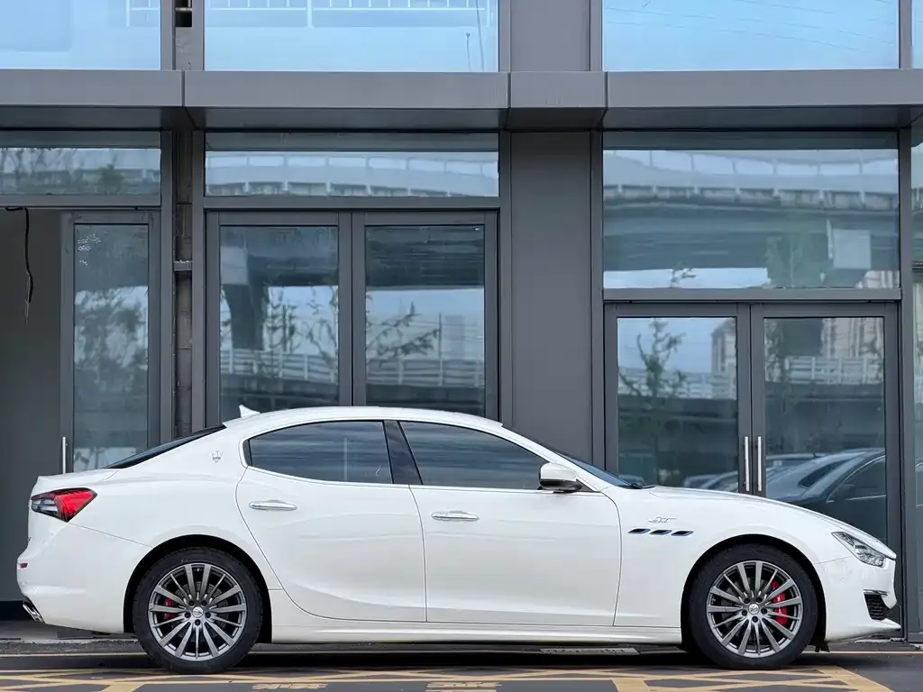 Maserati Ghibli — фото 2