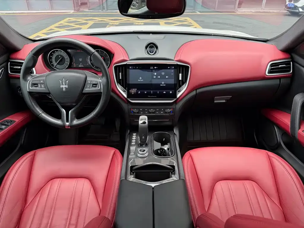 Maserati Ghibli — фото 8