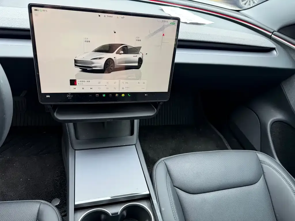 Tesla Model 3 — фото 5