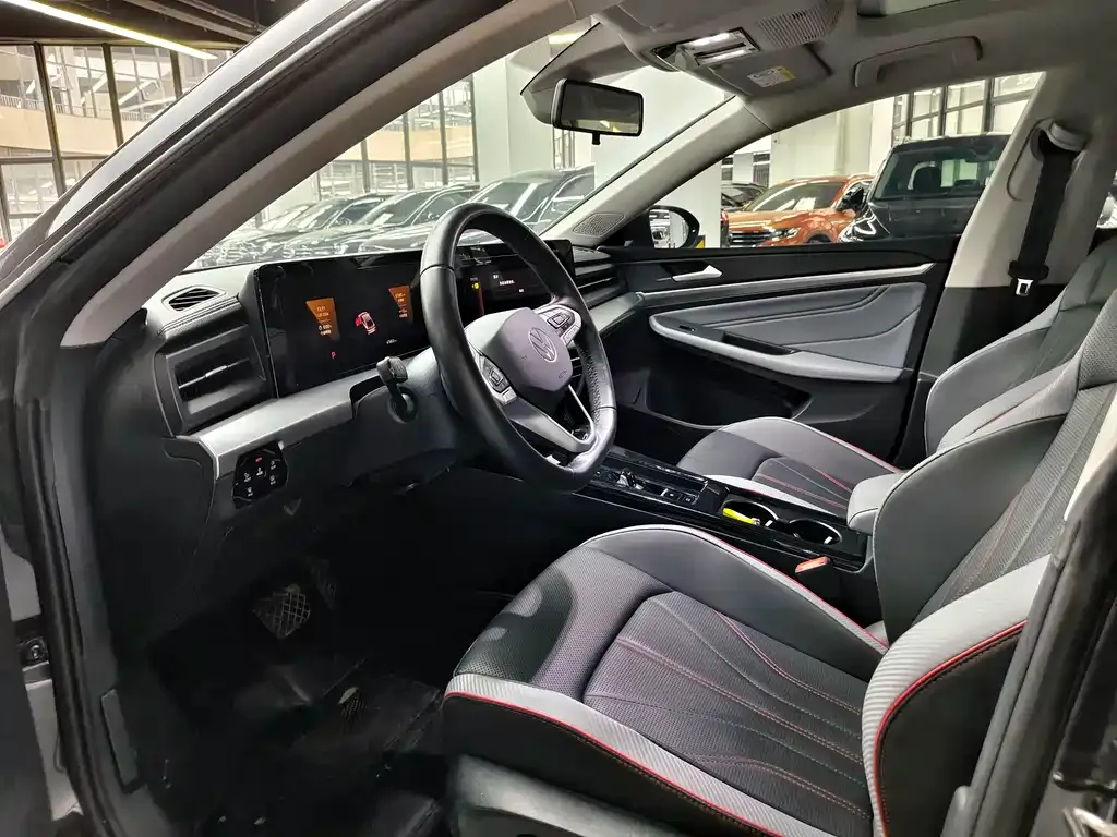 Volkswagen Lamando 2023 из CN, фото 7