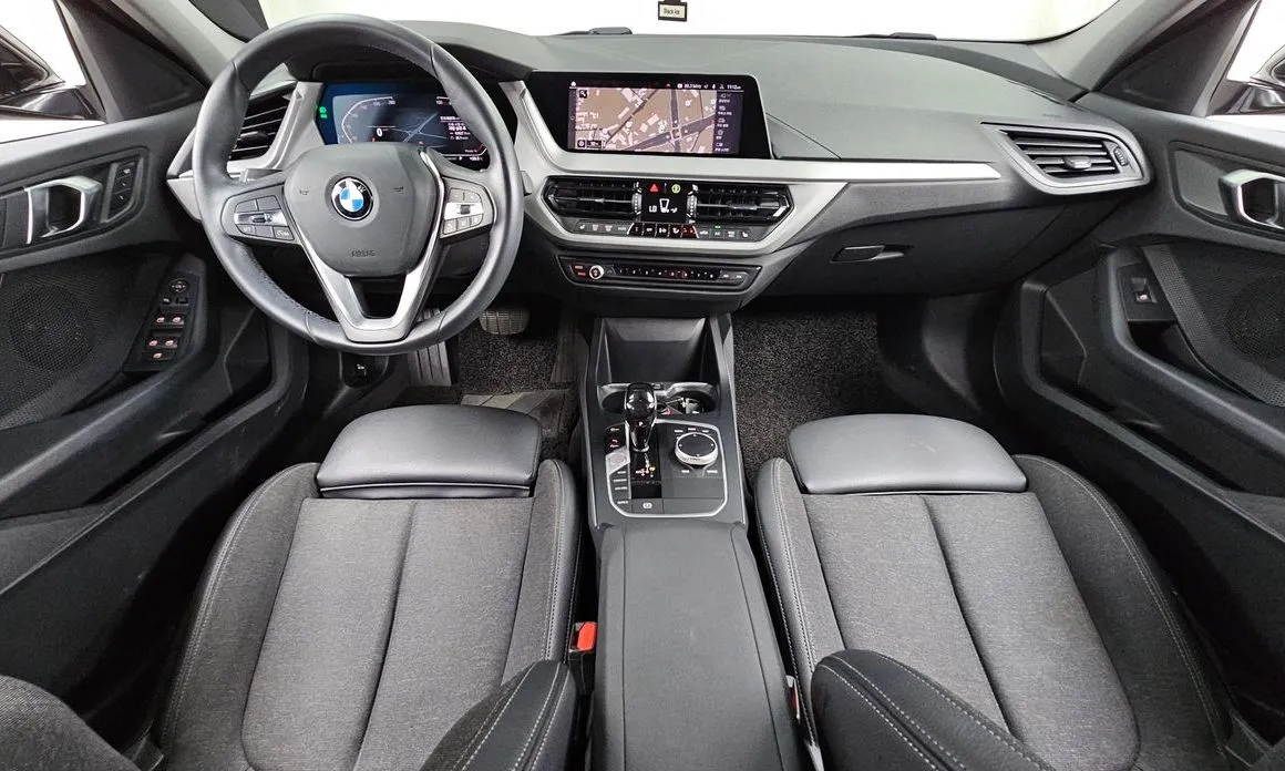 BMW 1-Series 2021 из KR, фото 2