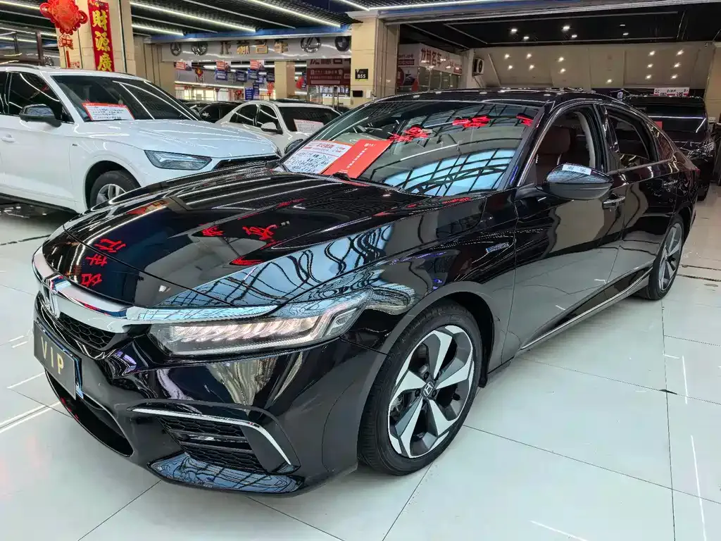Honda Inspire — фото 1