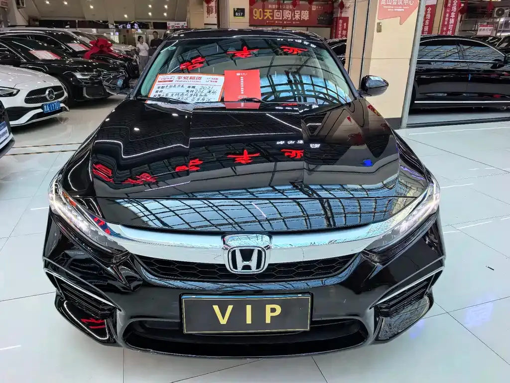 Honda Inspire — фото 8