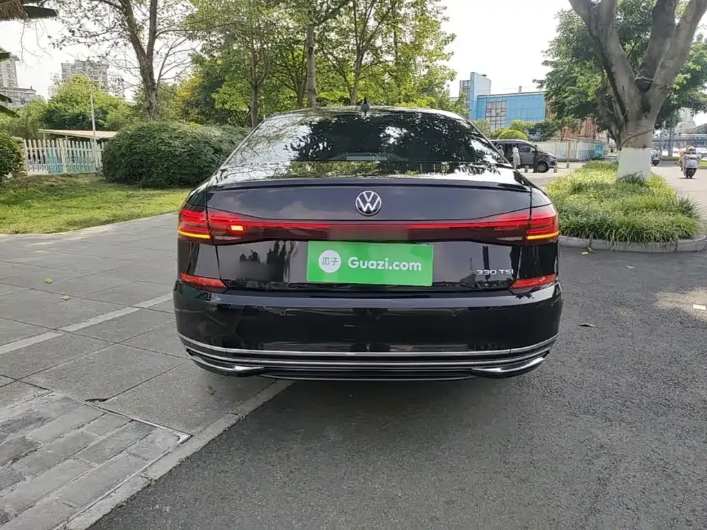 Volkswagen Passat — фото 3
