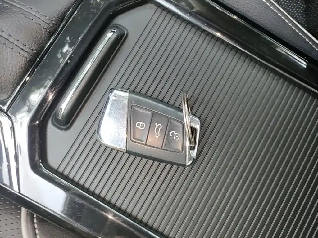 Volkswagen Passat — фото 8