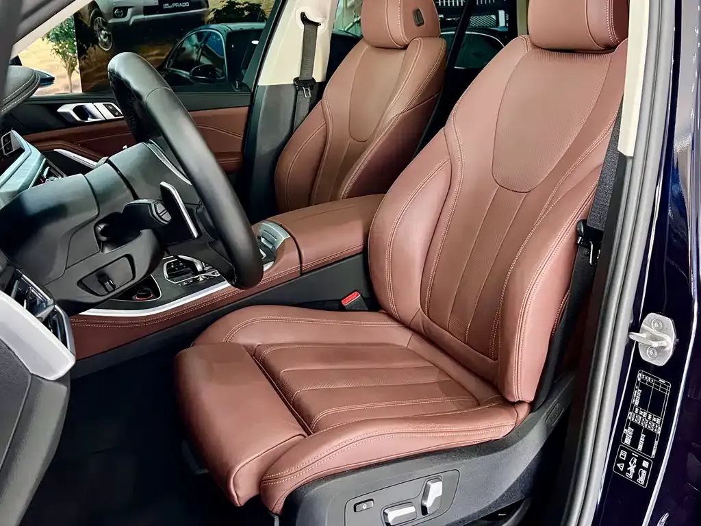 BMW X5 (Import) — фото 2