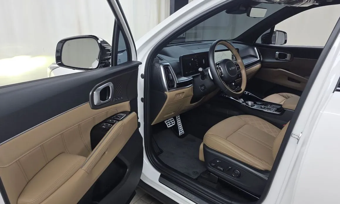 Kia Sorento — фото 8