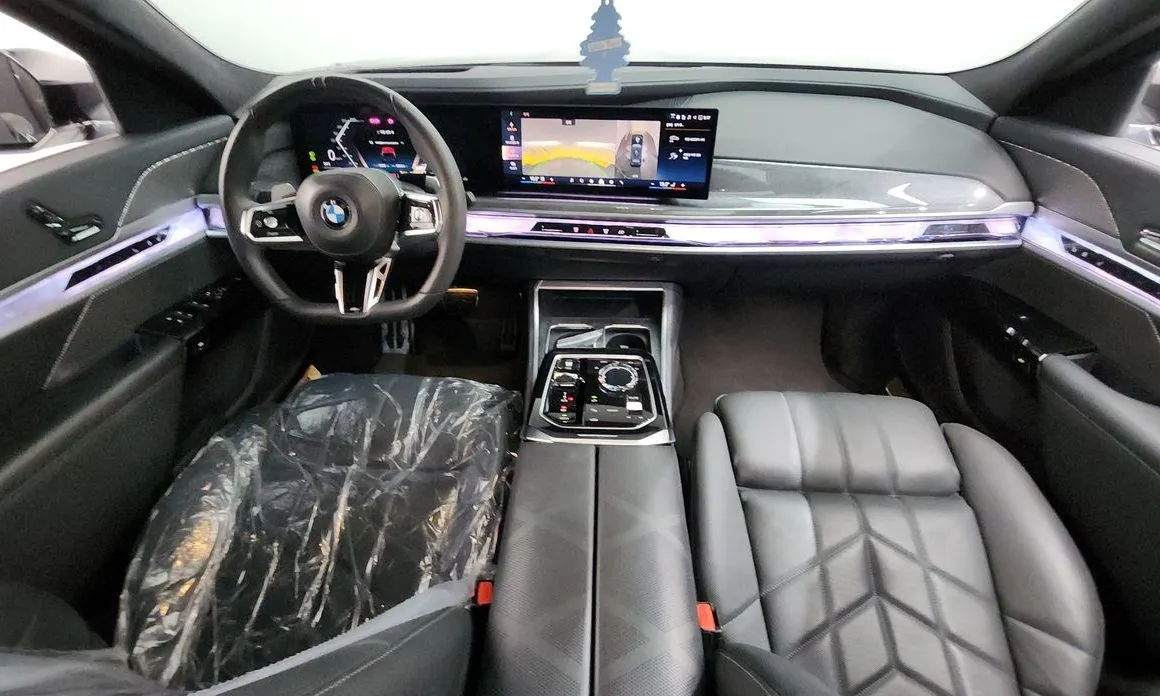 BMW 7-Series 2023 из KR, фото 7