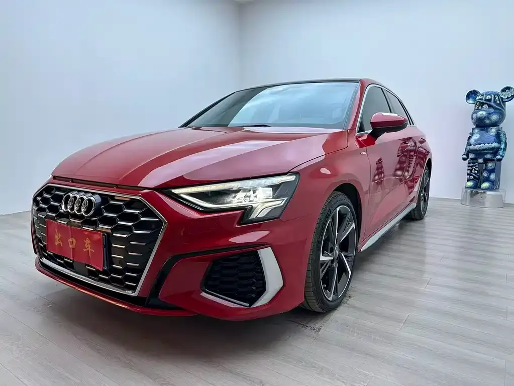Audi A3 — фото 1